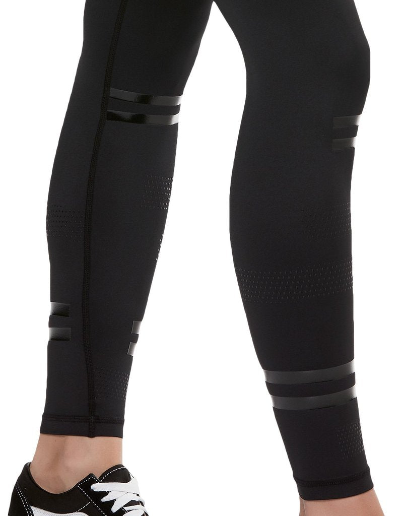 IZZIE - TARMAC BLACK